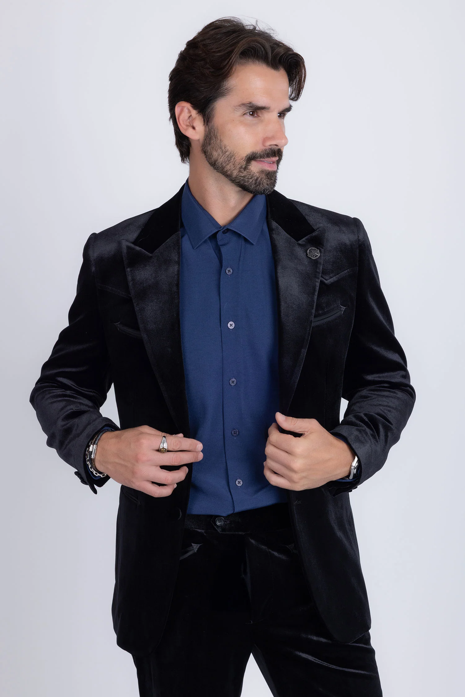 Bangalore Velvet Suit - Image 13