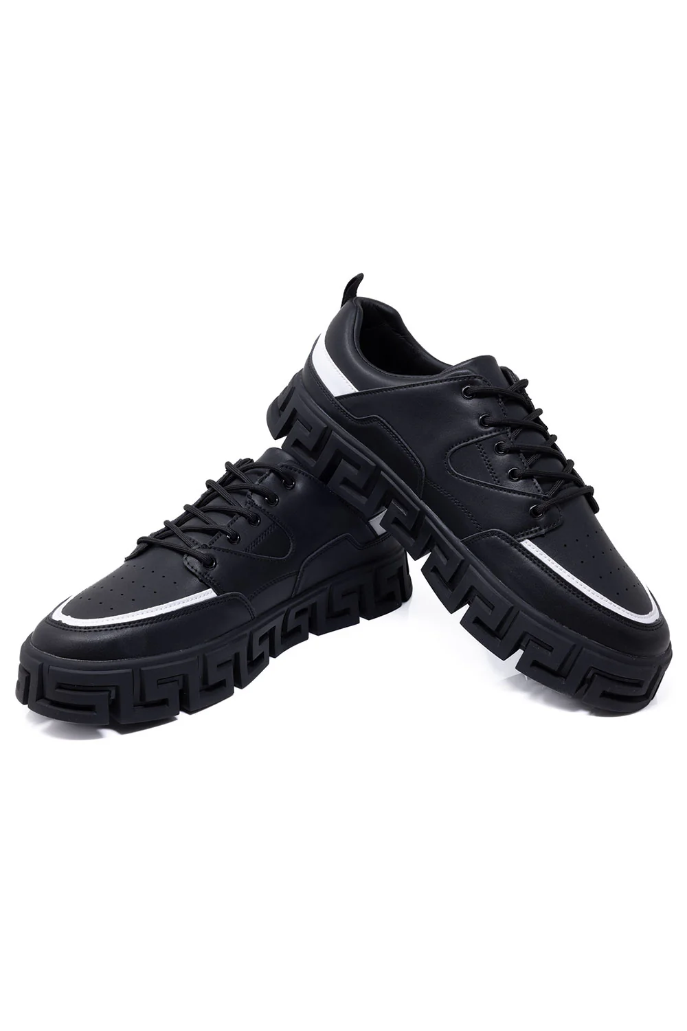 Chic Pair Low Top Sneakers - Image 6