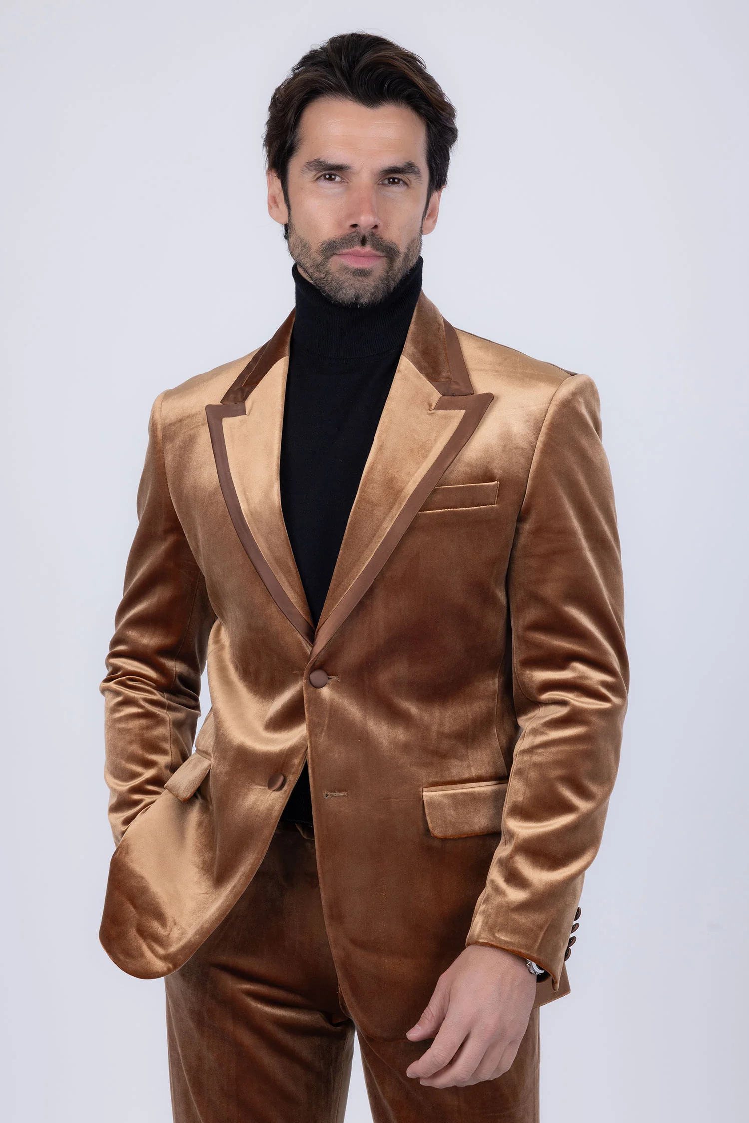 Fluffad Velvet Blazer - Image 23