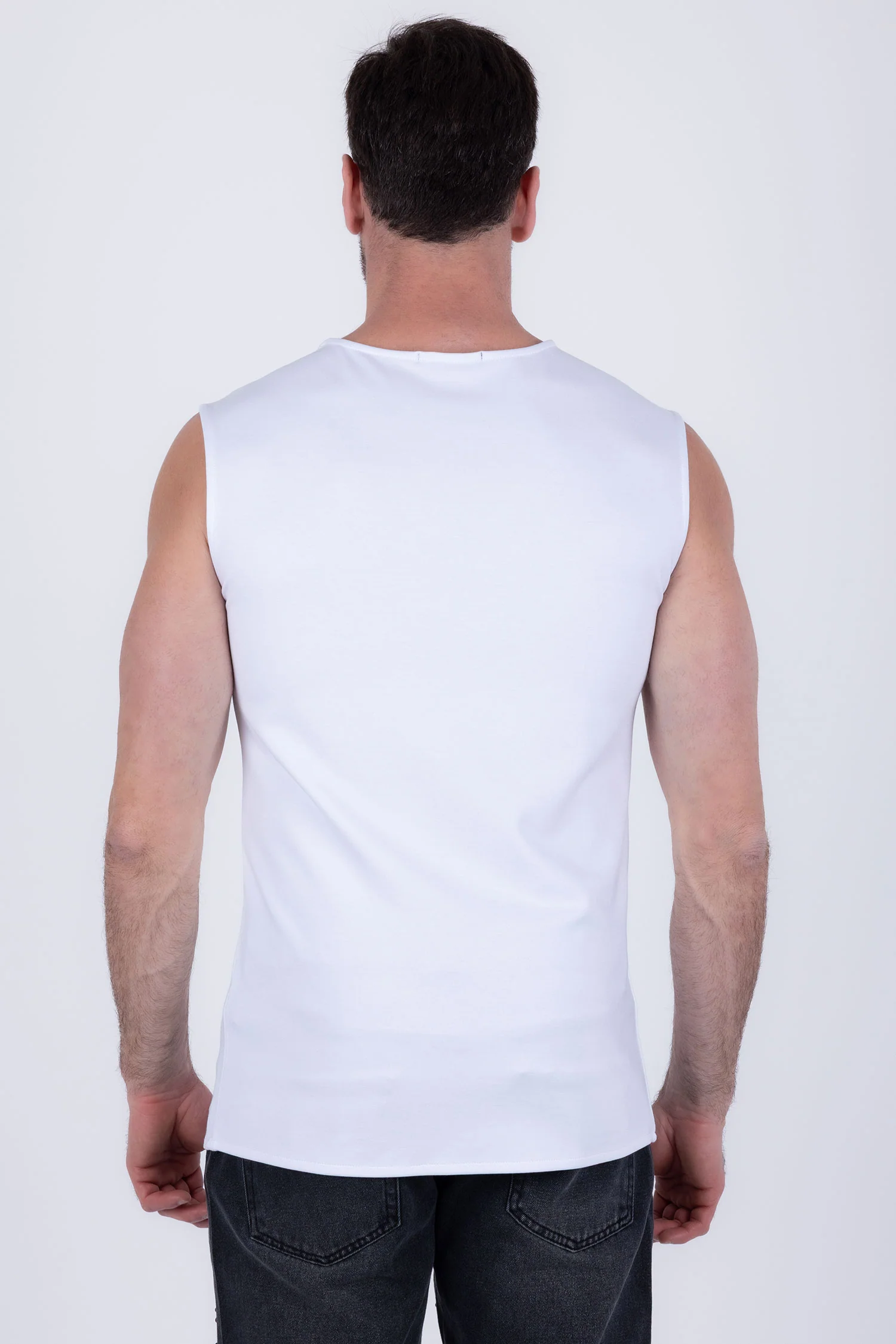 Lucent Rhinestone Sleeveless T-Shirt - Image 12