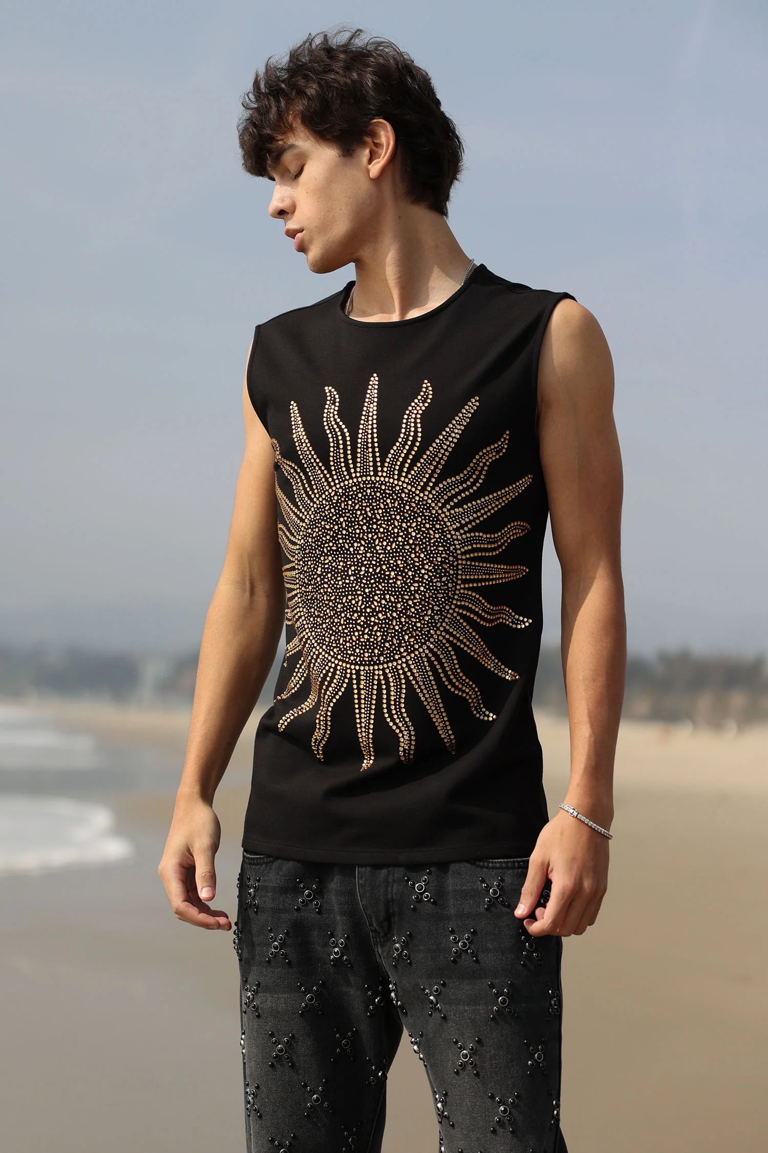 Lucent Rhinestone Sleeveless T-Shirt - Image 3
