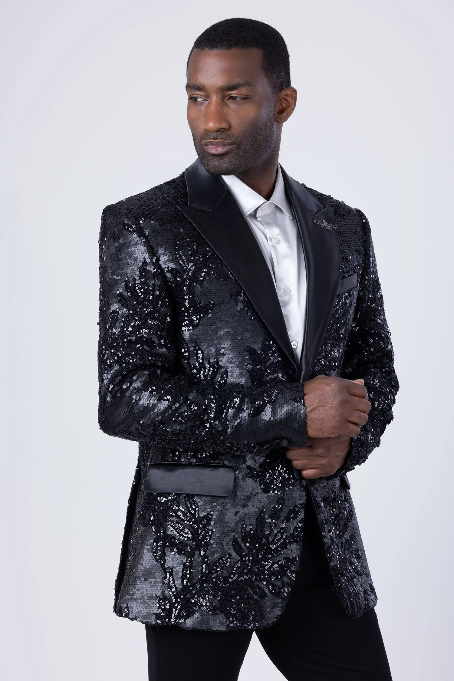 Nolara Sequin Floral Blazer - Image 11