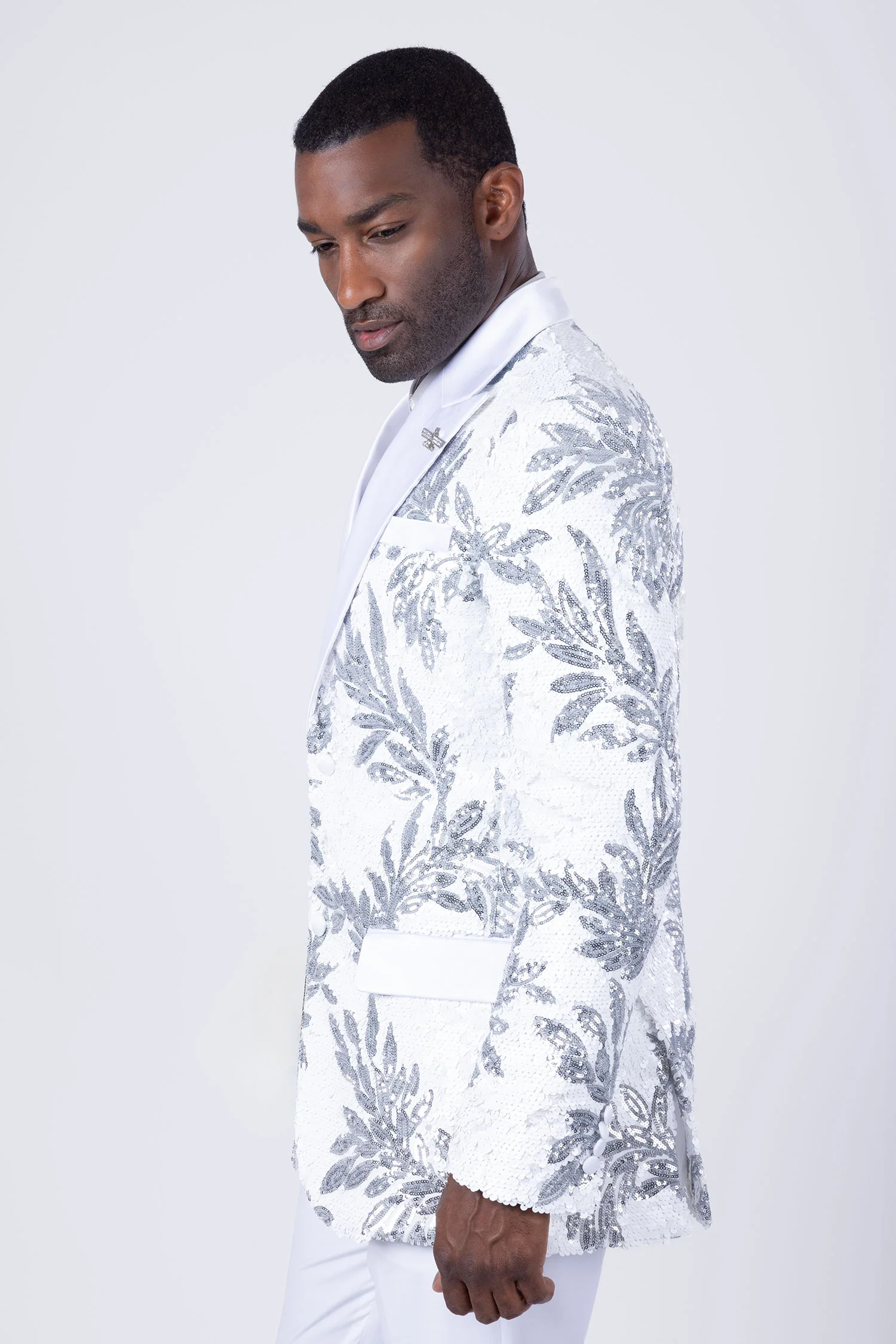 Nolara Sequin Floral Blazer - Image 17
