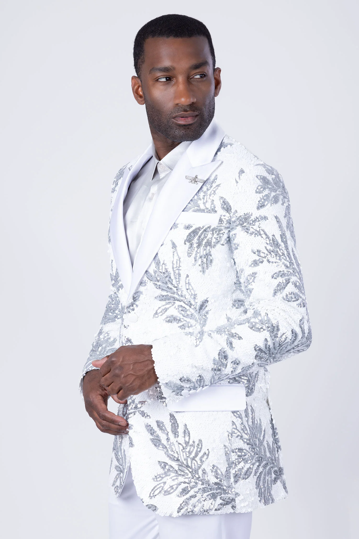 Nolara Sequin Floral Blazer - Image 18