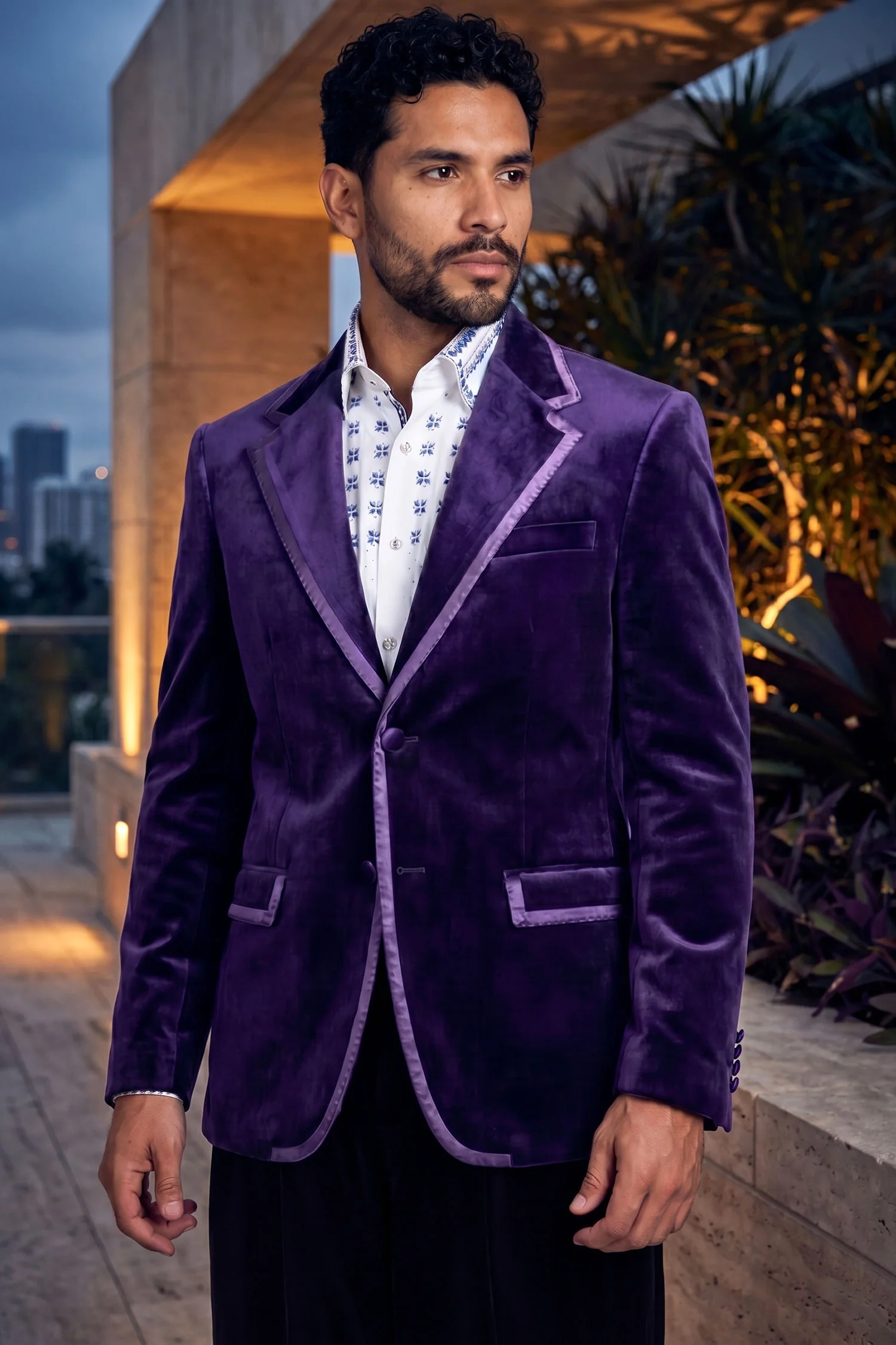 Quito Velvet Blazer - Image 2