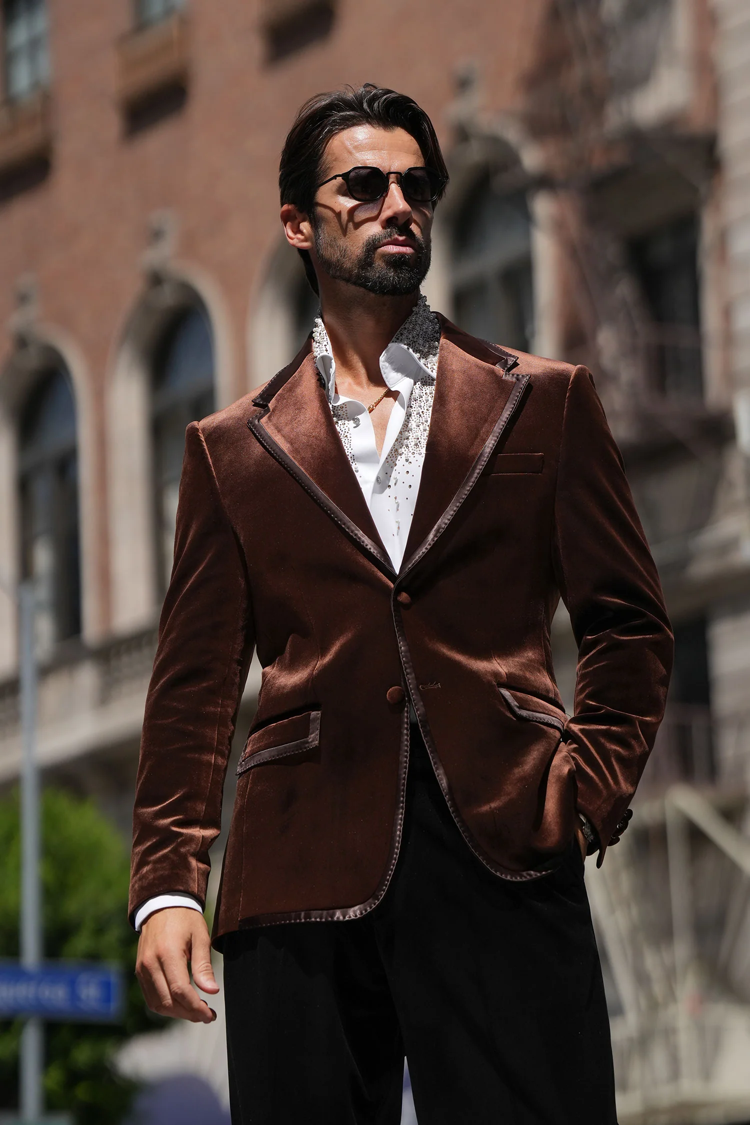 Quito Velvet Blazer - Image 3