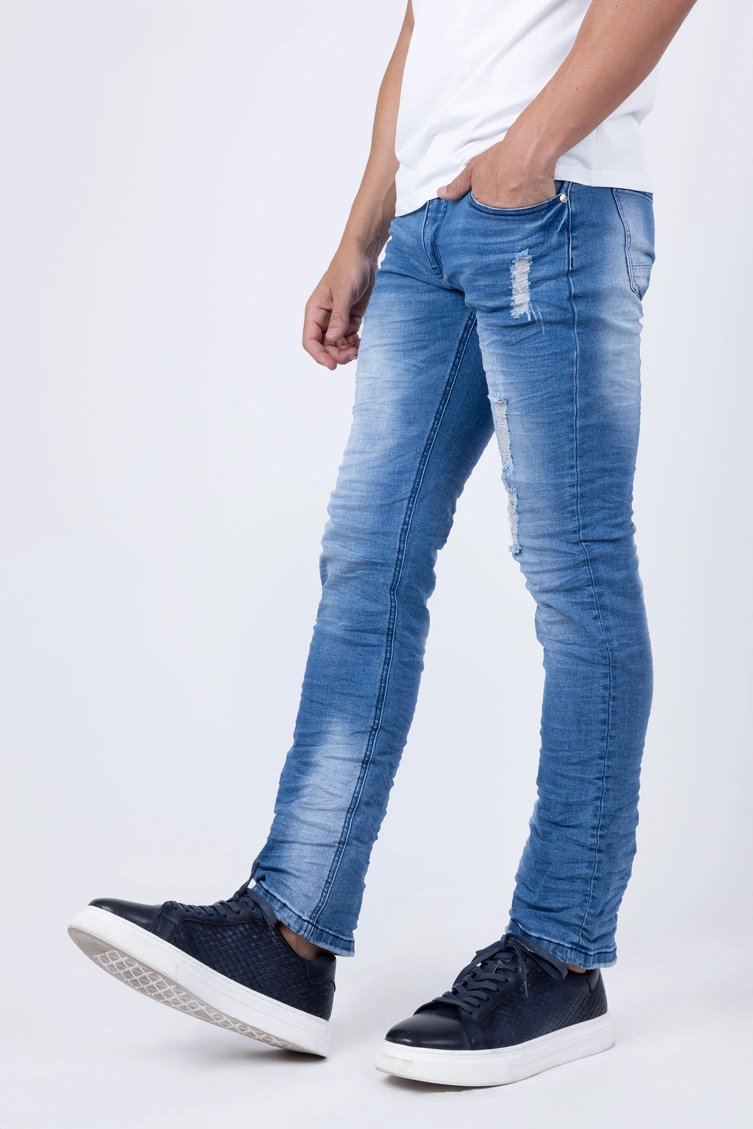 Rugged Jeans - Image 19