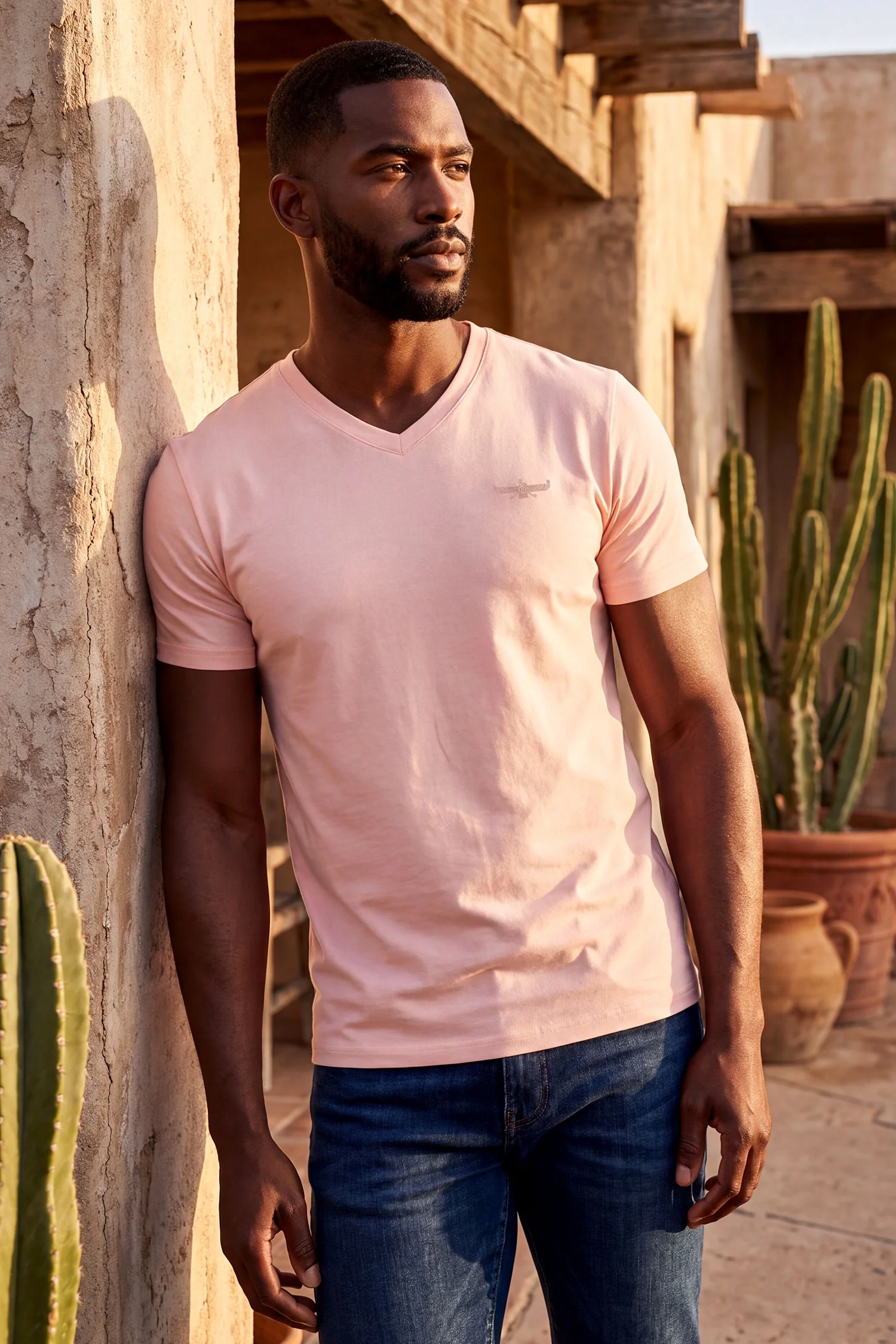 Trendy basics V-Neck T-Shirt - Image 4