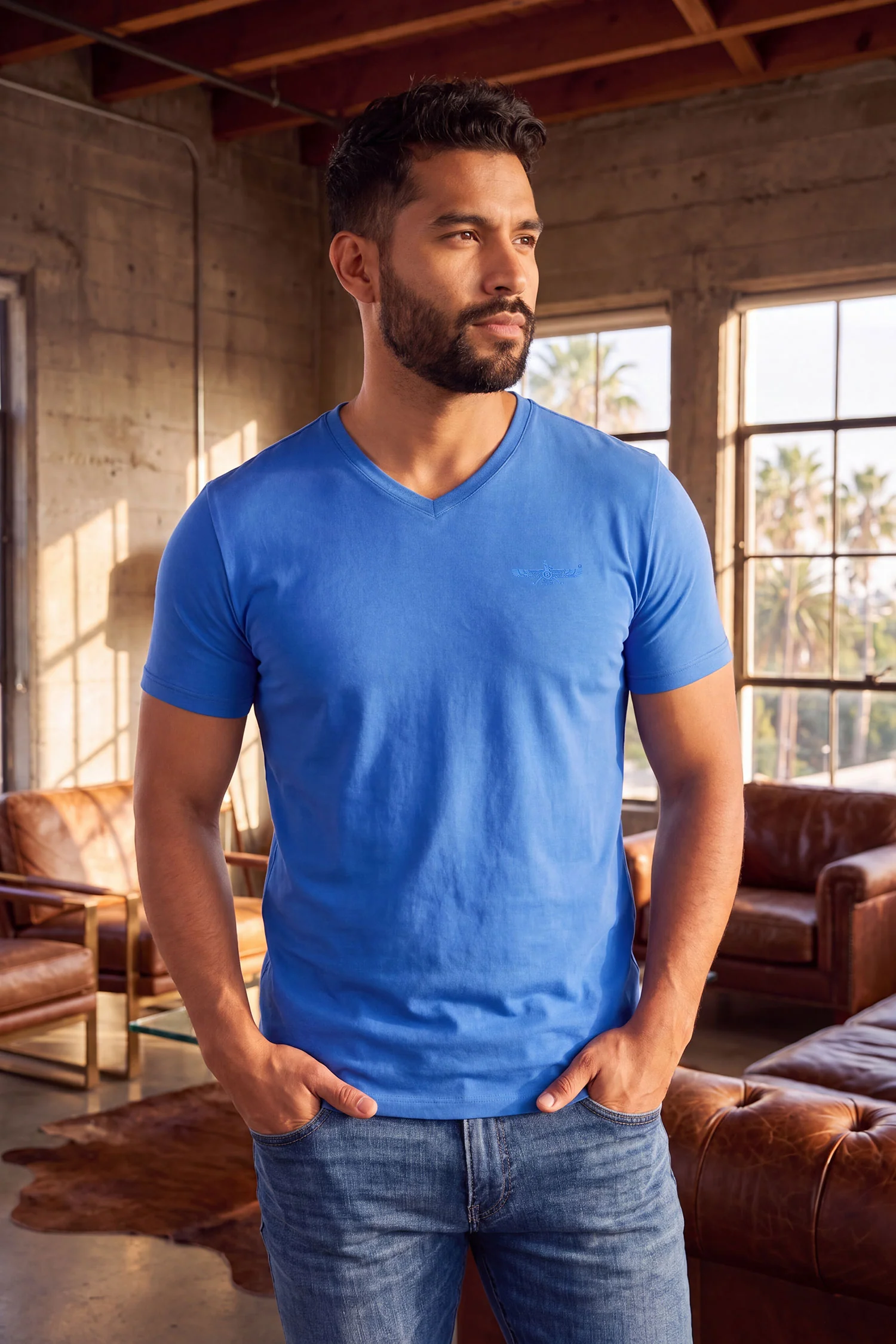 Trendy basics V-Neck T-Shirt - Image 5